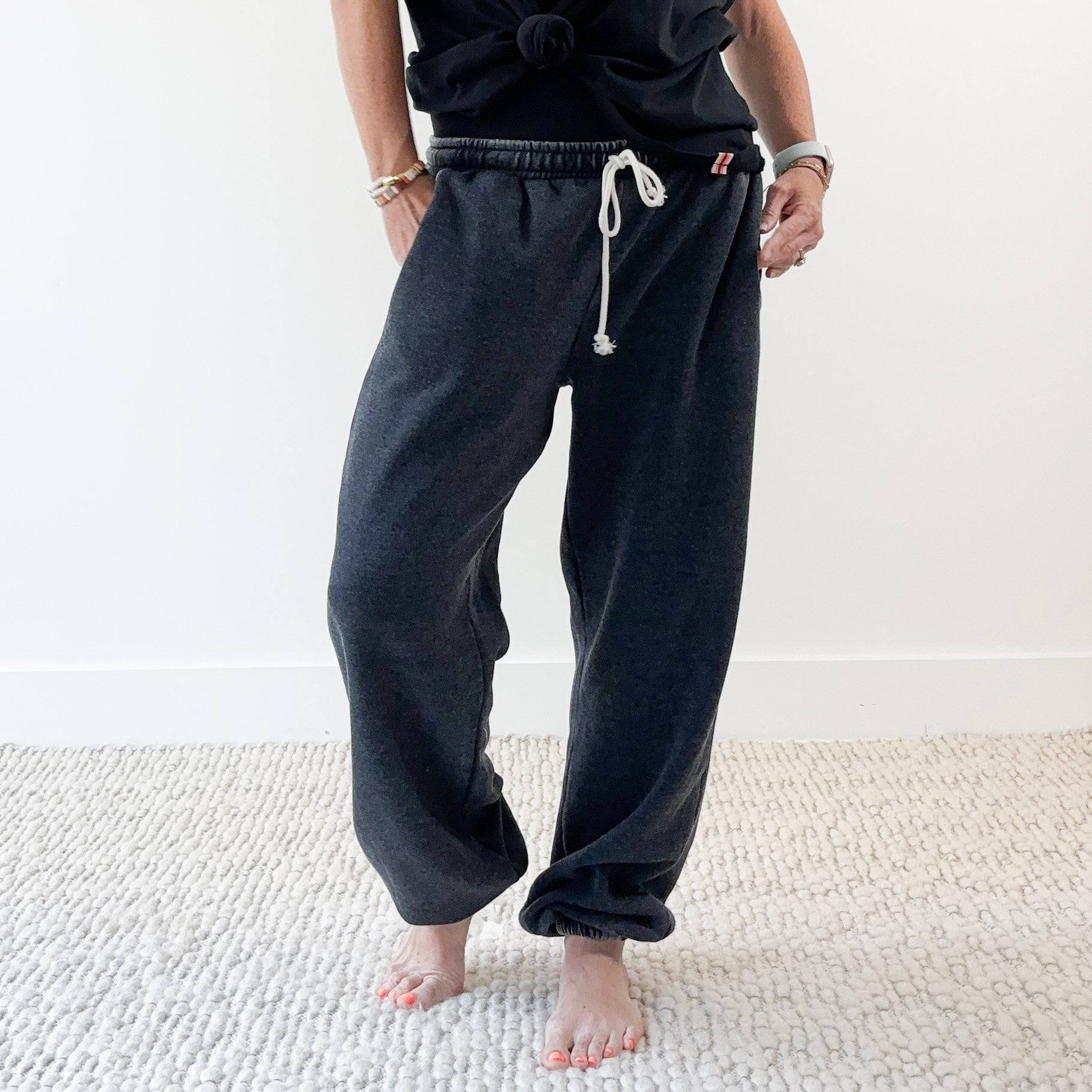 Women's washed black oversized fleece drawstring sweat pant 